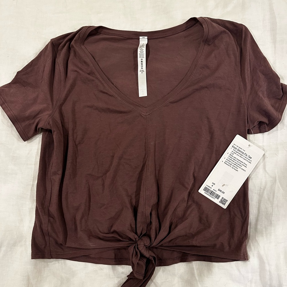 Lululemon Knot Gonna Fly Tee- size 4 NWT in purple!